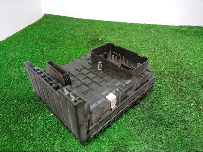 Recambio de caja reles / fusibles para volkswagen golf v berlina (1k1) conceptline (e) referencia OEM IAM 1K0937125A 1K0937125A 