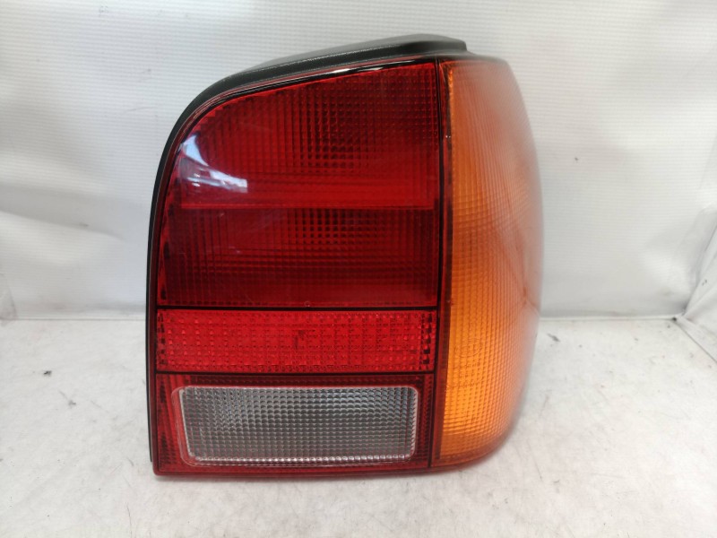 Recambio de piloto trasero derecho para volkswagen polo berlina (6n1) air referencia OEM IAM 6N0945096 6N0945096 6N0945096