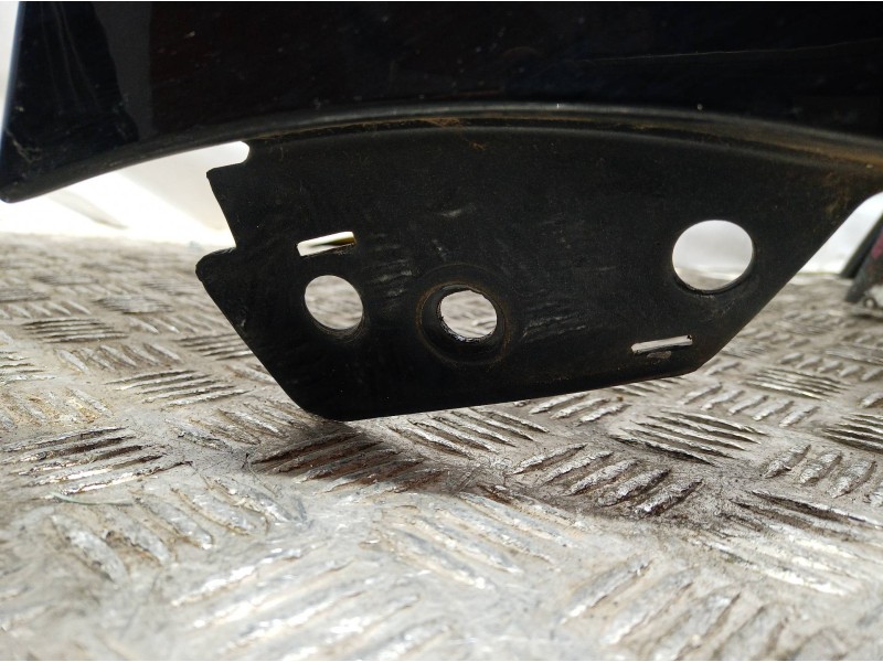 Recambio de aleta delantera izquierda para volkswagen touareg (7la) tdi r5 referencia OEM IAM   