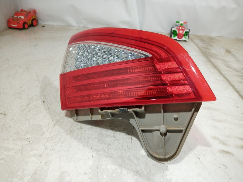 Recambio de piloto trasero izquierdo interior para ford mondeo ber. (ca2) referencia OEM IAM 7S7113A603A 7S7113A603A 7S7113A603