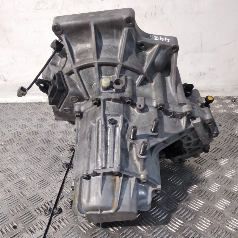 Recambio de caja cambios para kia shuma ii 1.6 ls 4 berlina referencia OEM IAM K2N31F14070B K2N31F14070B K2N31F14070B