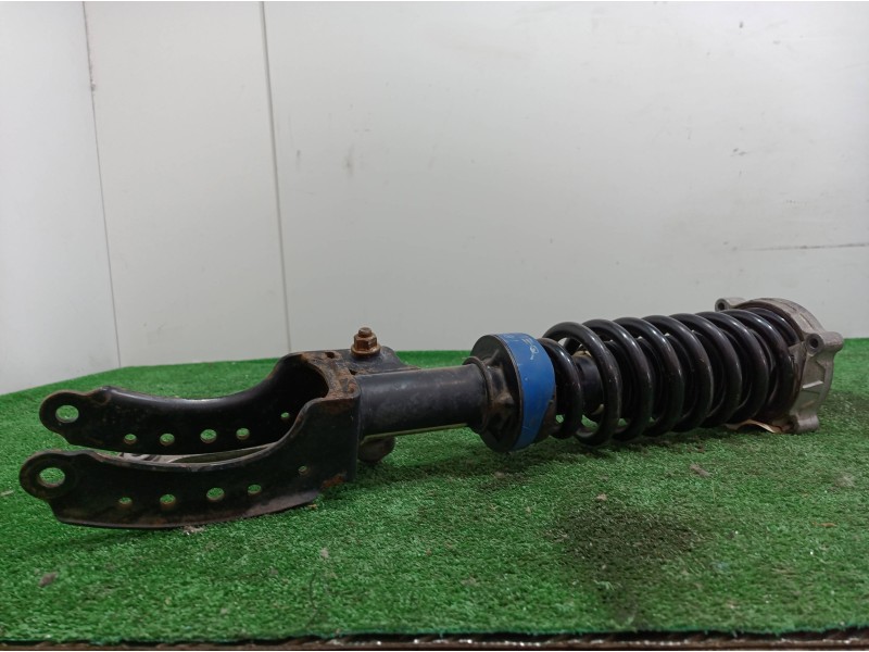 Recambio de amortiguador delantero izquierdo para volkswagen touareg (7la) tdi r5 referencia OEM IAM 7L6412021M 7L6412021M 7L641