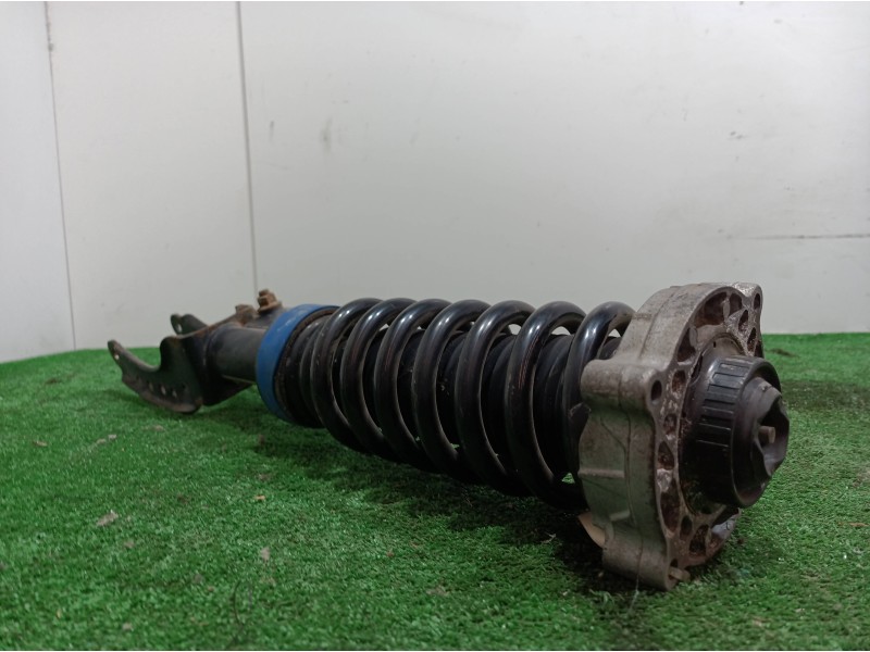 Recambio de amortiguador delantero izquierdo para volkswagen touareg (7la) tdi r5 referencia OEM IAM 7L6412021M 7L6412021M 7L641