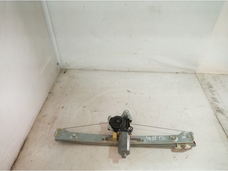 Recambio de elevalunas trasero derecho para bmw serie 3 touring (e46) 330xi referencia OEM IAM 676283620650 676283620650 6762836