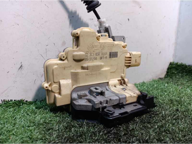 Recambio de cerradura puerta delantera derecha para volkswagen tiguan (5n1) 2.0 tdi referencia OEM IAM 3C1837016A 3C1837016A 3C1