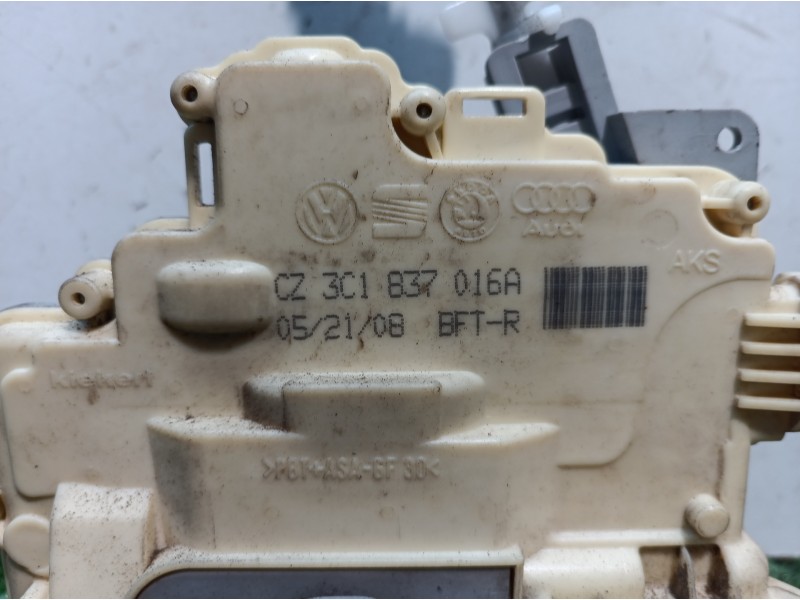 Recambio de cerradura puerta delantera derecha para volkswagen tiguan (5n1) 2.0 tdi referencia OEM IAM 3C1837016A 3C1837016A 3C1