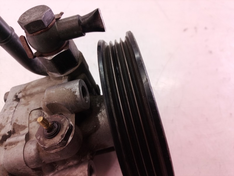 Recambio de bomba direccion para kia shuma ii 1.6 ls 4 berlina referencia OEM IAM 150272 150272 150272