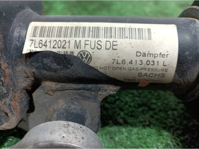 Recambio de amortiguador delantero izquierdo para volkswagen touareg (7la) tdi r5 referencia OEM IAM 7L6412021M 7L6412021M 7L641