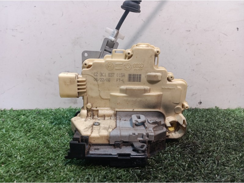 Recambio de cerradura puerta delantera izquierda para volkswagen tiguan (5n1) 2.0 tdi referencia OEM IAM 3C1837015A 3C1837015A 3