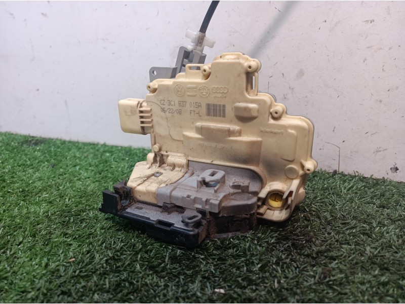 Recambio de cerradura puerta delantera izquierda para volkswagen tiguan (5n1) 2.0 tdi referencia OEM IAM 3C1837015A 3C1837015A 3