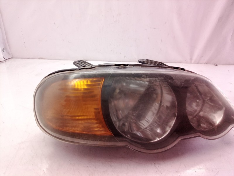 Recambio de faro derecho para kia shuma ii 1.6 ls 4 berlina referencia OEM IAM 0K2NC51030A  