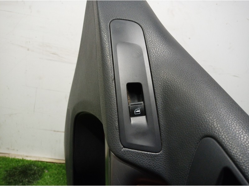 Recambio de guarnecido puerta delantera derecha para volkswagen tiguan (5n1) 2.0 tdi referencia OEM IAM 5N0012002A 5N0867012 5N1