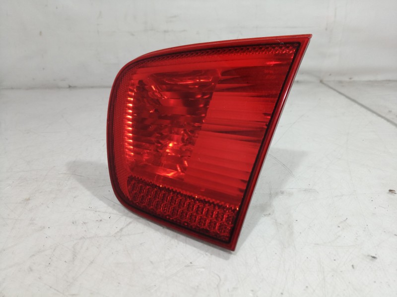 Recambio de piloto trasero derecho interior para seat ibiza (6k1) free sky referencia OEM IAM MT4P21W MT4P21W MT4P21W