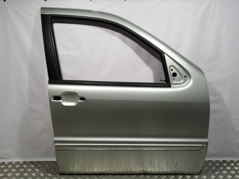 Recambio de puerta delantera derecha para mercedes-benz clase m (w163) 400 cdi (163.128) referencia OEM IAM   