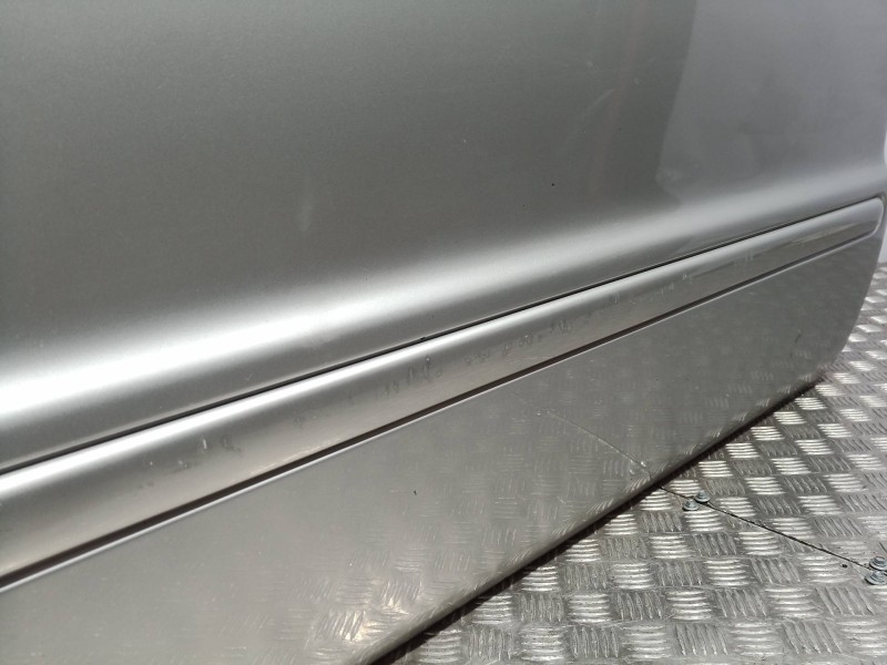 Recambio de puerta delantera derecha para mercedes-benz clase m (w163) 400 cdi (163.128) referencia OEM IAM   