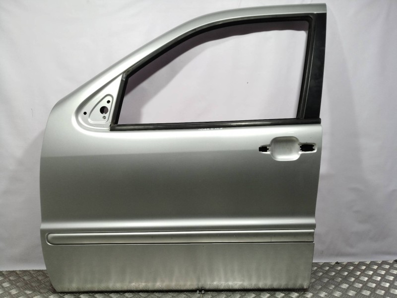 Recambio de puerta delantera izquierda para mercedes-benz clase m (w163) 400 cdi (163.128) referencia OEM IAM   