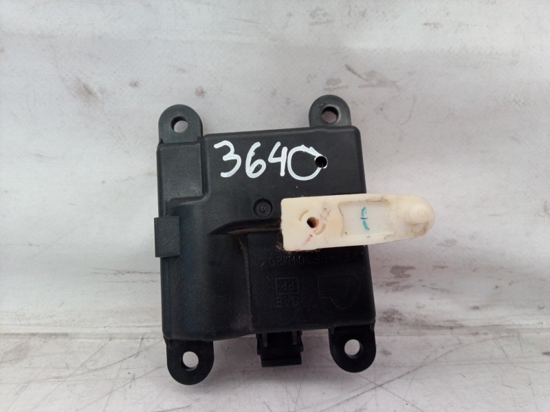 Recambio de motor apertura trampillas climatizador para nissan murano (z50) básico referencia OEM IAM 3F12030820 3F12030820 3F12