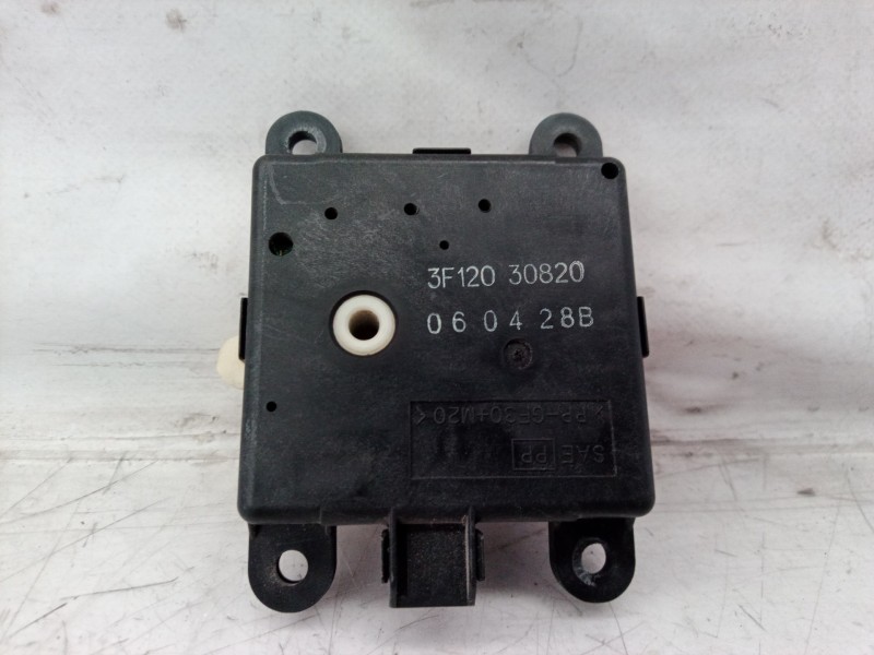 Recambio de motor apertura trampillas climatizador para nissan murano (z50) básico referencia OEM IAM 3F12030820 3F12030820 3F12