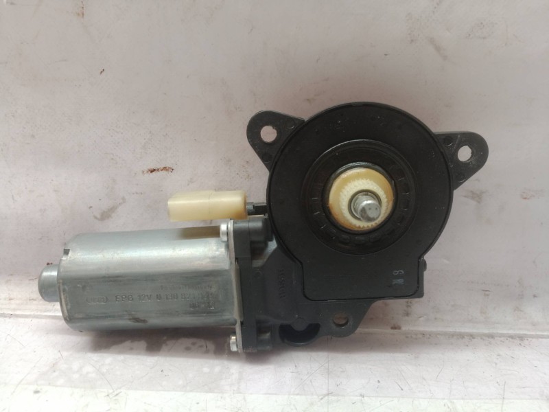 Recambio de motor elevalunas delantero derecho para ford fiesta (cbk) referencia OEM IAM 2S61A23200 2S61A045H16A 2S61A23200