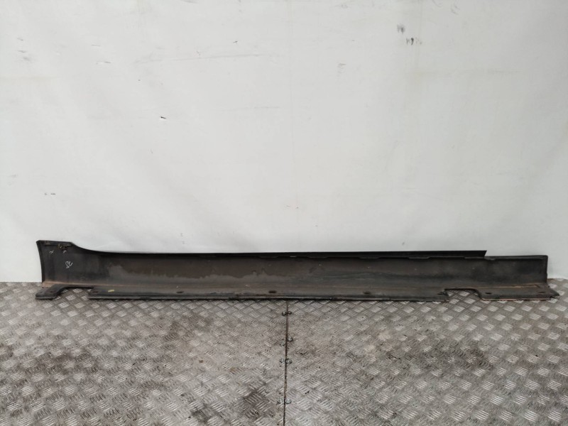 Recambio de estribos laterales para bmw serie 5 berlina (e60) 530d referencia OEM IAM   