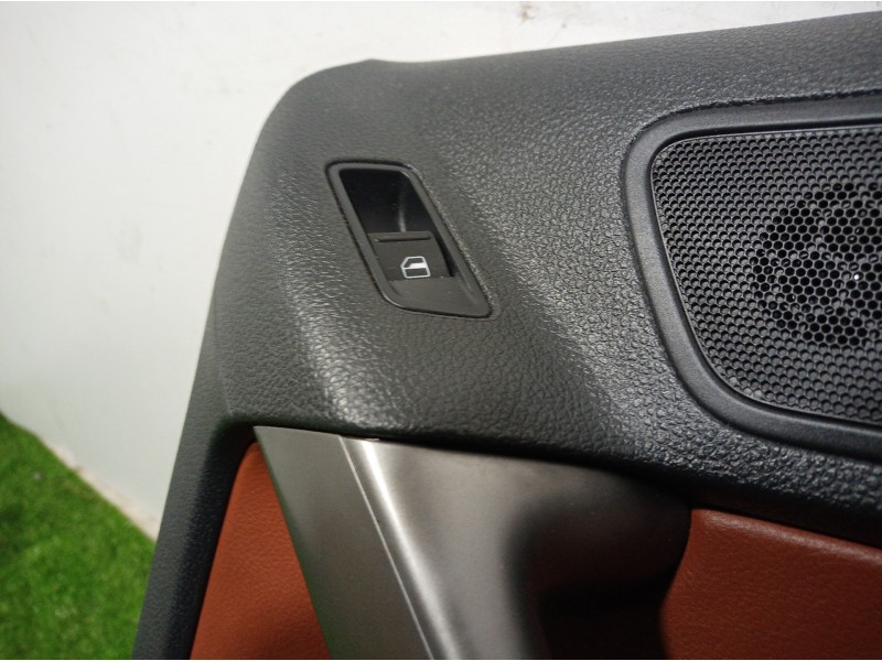 Recambio de guarnecido puerta trasera derecha para volkswagen tiguan (5n1) 2.0 tdi referencia OEM IAM 5N0212000B 5N0212000B 5N08