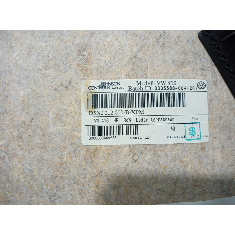 Recambio de guarnecido puerta trasera derecha para volkswagen tiguan (5n1) 2.0 tdi referencia OEM IAM 5N0212000B 5N0212000B 5N08