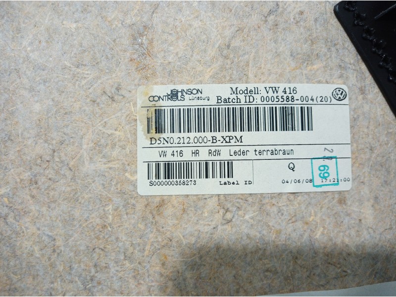 Recambio de guarnecido puerta trasera derecha para volkswagen tiguan (5n1) 2.0 tdi referencia OEM IAM 5N0212000B 5N0212000B 5N08