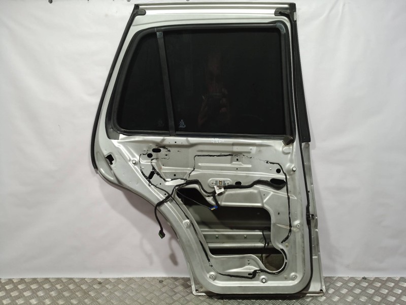 Recambio de puerta trasera izquierda para mercedes-benz clase m (w163) 400 cdi (163.128) referencia OEM IAM   