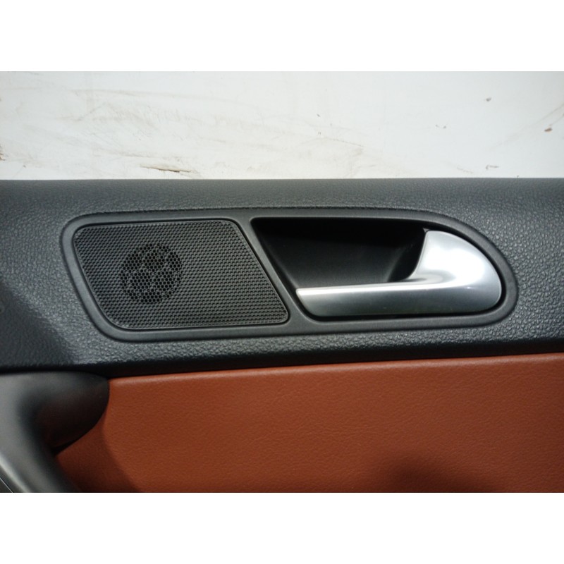 Recambio de guarnecido puerta trasera derecha para volkswagen tiguan (5n1) 2.0 tdi referencia OEM IAM 5N0212000B 5N0212000B 5N08