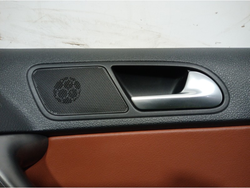 Recambio de guarnecido puerta trasera derecha para volkswagen tiguan (5n1) 2.0 tdi referencia OEM IAM 5N0212000B 5N0212000B 5N08