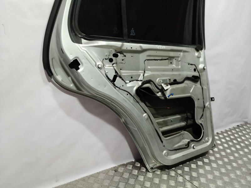 Recambio de puerta trasera izquierda para mercedes-benz clase m (w163) 400 cdi (163.128) referencia OEM IAM   