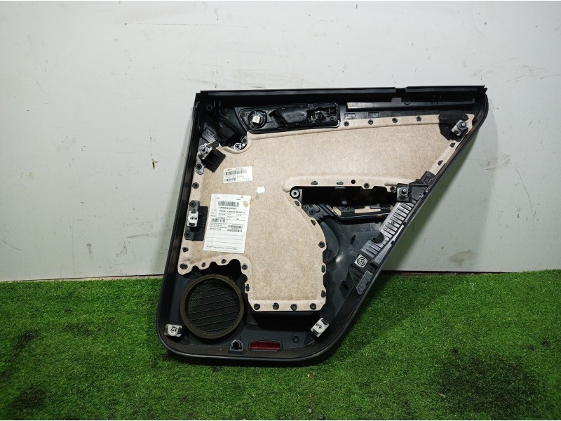 Recambio de guarnecido puerta trasera izquierda para volkswagen tiguan (5n1) 2.0 tdi referencia OEM IAM 5N0211000B 5N0211000B 5N