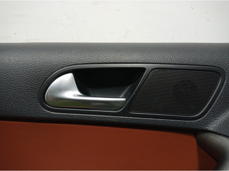 Recambio de guarnecido puerta trasera izquierda para volkswagen tiguan (5n1) 2.0 tdi referencia OEM IAM 5N0211000B 5N0211000B 5N