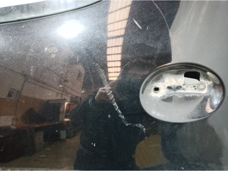 Recambio de puerta trasera izquierda para peugeot 107 básico referencia OEM IAM   