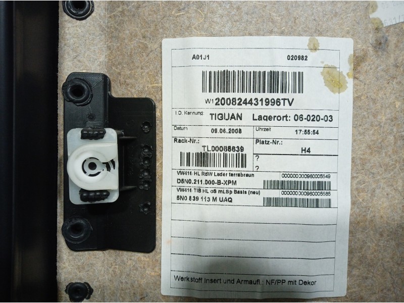 Recambio de guarnecido puerta trasera izquierda para volkswagen tiguan (5n1) 2.0 tdi referencia OEM IAM 5N0211000B 5N0211000B 5N