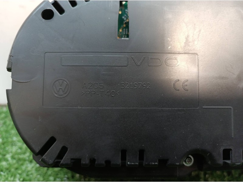 Recambio de cuadro instrumentos para volkswagen touareg (7la) tdi r5 referencia OEM IAM 1T0920875J 1T0920875J A2C53219792