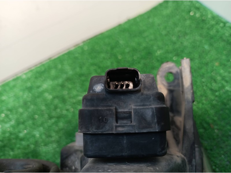 Recambio de faro derecho para peugeot 206 berlina referencia OEM IAM   