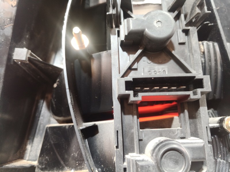 Recambio de piloto trasero izquierdo para mercedes-benz clase a (w168) 140 (168.031) referencia OEM IAM 16882027 16882027 168820