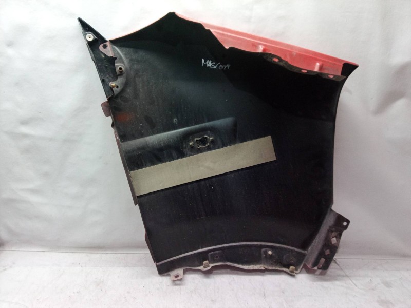 Recambio de aleta delantera izquierda para renault mascott 3.0 diesel referencia OEM IAM   