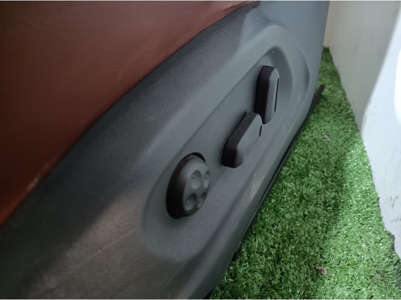 Recambio de juego asientos completo para volkswagen tiguan (5n1) 2.0 tdi referencia OEM IAM   