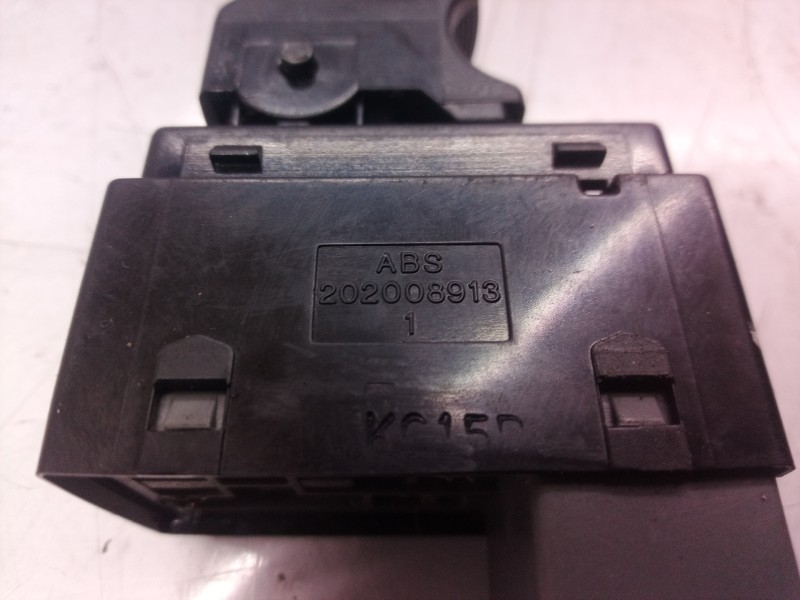 Recambio de mando elevalunas delantero derecho para chevrolet spark lt referencia OEM IAM 202008913 202008913 202008913