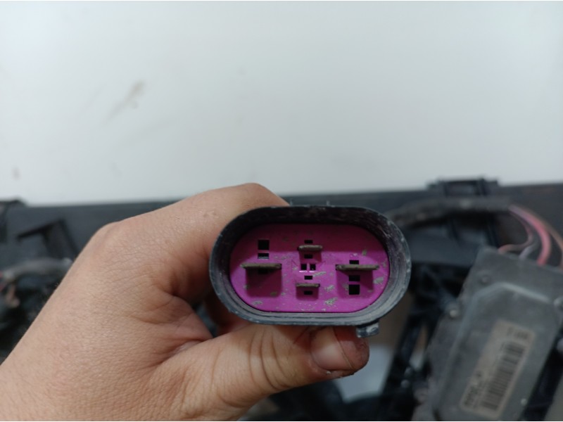 Recambio de electroventilador para volkswagen touareg (7la) tdi r5 referencia OEM IAM 7L0121203F 7L0121203F 7L0121203F