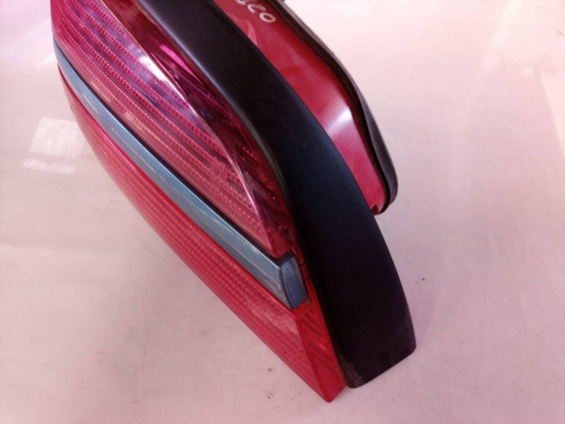 Recambio de piloto trasero izquierdo para peugeot 406 berlina (s1/s2) srdt referencia OEM IAM 9630364877 6350E8 9630364877