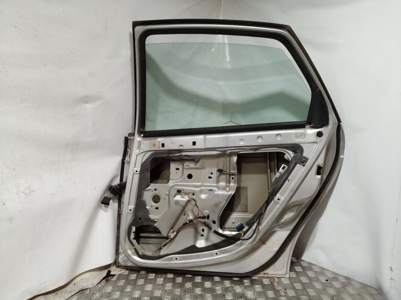 Recambio de puerta trasera derecha para citroën c5 berlina collection referencia OEM IAM   