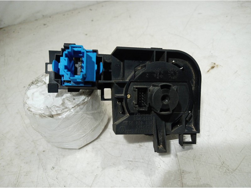 Recambio de mando luces para volkswagen touareg (7la) tdi r5 referencia OEM IAM 7L685890 7L685890 7L685890