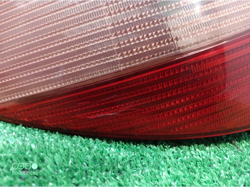 Recambio de piloto trasero izquierdo para peugeot 206 berlina referencia OEM IAM 2531G 2531G 2531G