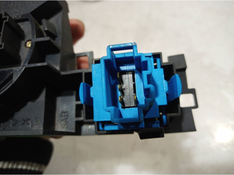 Recambio de mando luces para volkswagen touareg (7la) tdi r5 referencia OEM IAM 7L685890 7L685890 7L685890