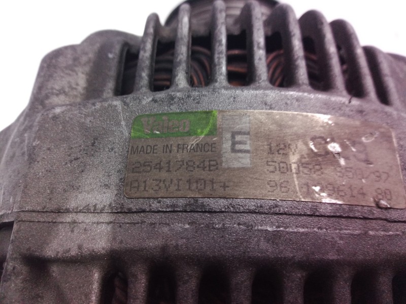 Recambio de alternador para citroën xsara berlina 1.6 16v chrono referencia OEM IAM 2541784B 2541784 2541784