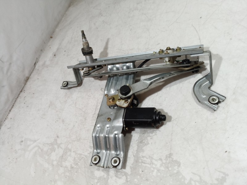 Recambio de motor limpia trasero para isuzu rodeo referencia OEM IAM   