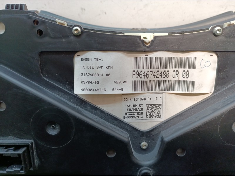 Recambio de cuadro instrumentos para peugeot 307 (s1) xr referencia OEM IAM P9646742480OR00 216518703 216746448